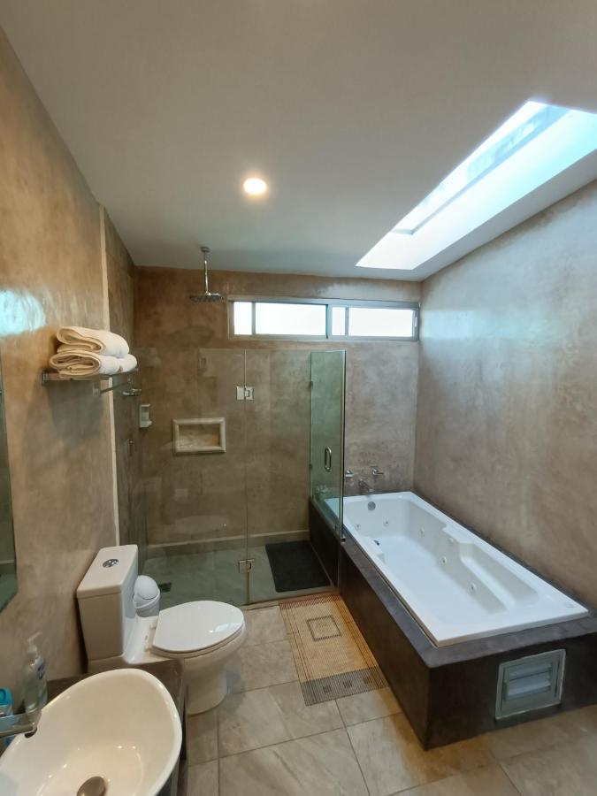 Сasa de vacaciones Casa Hector, Con Jacuzzi, Cerca Del Foro Gnp. *