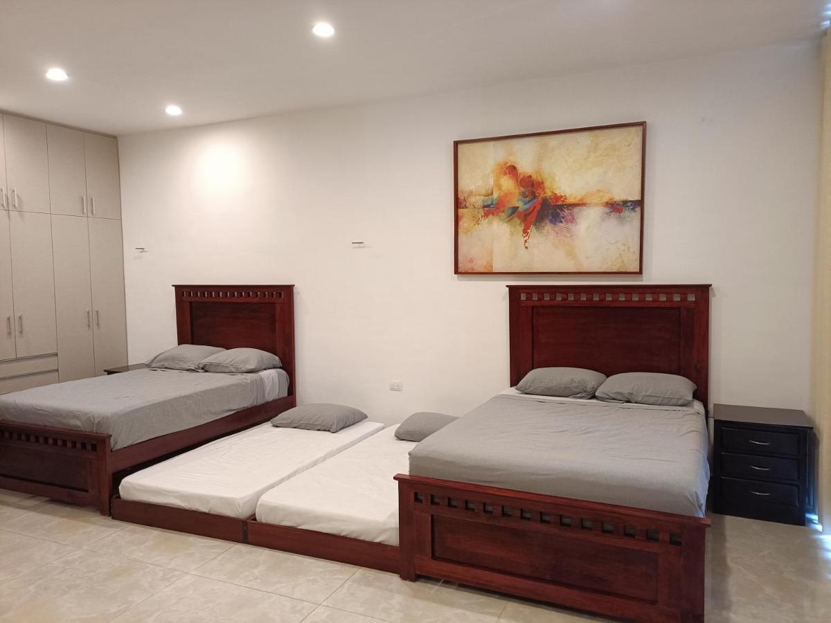 Сasa de vacaciones Casa Hector, Con Jacuzzi, Cerca Del Foro Gnp.